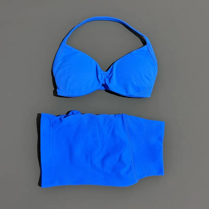 Women's Twist Front Bra And Shorts Yoga Set