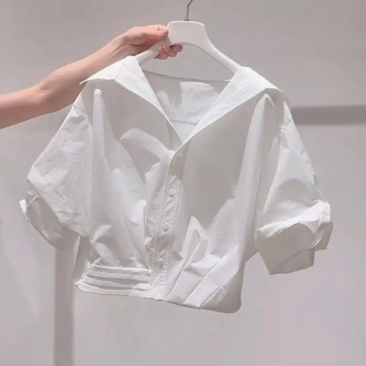 Women's Cropped Round Neck Puff Sleeve Button Front Shirt
