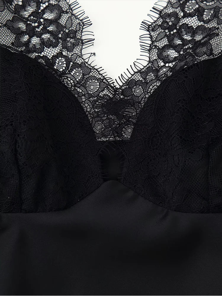 Women's Lace Neckline Polyester Camisole with Wide Straps and Shaped Bust