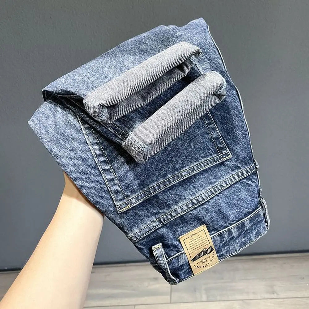 Men's Straight Leg Denim Jeans for Casual Everyday Wear