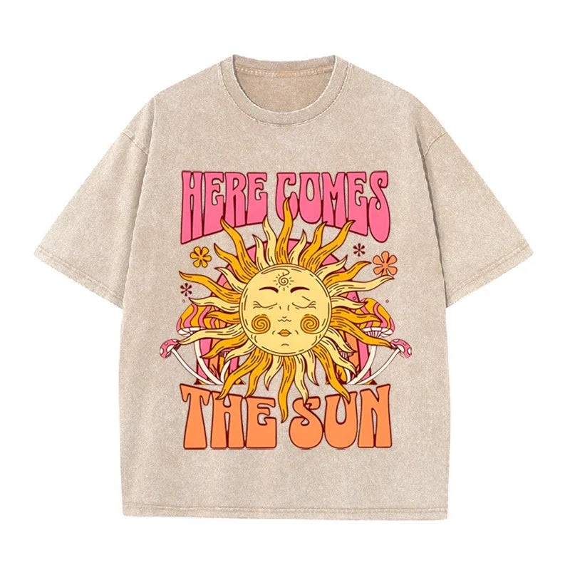 Vintage Black Here Comes The Sun T Shirt Retro Psychedelic Sun Acid Wash Tee