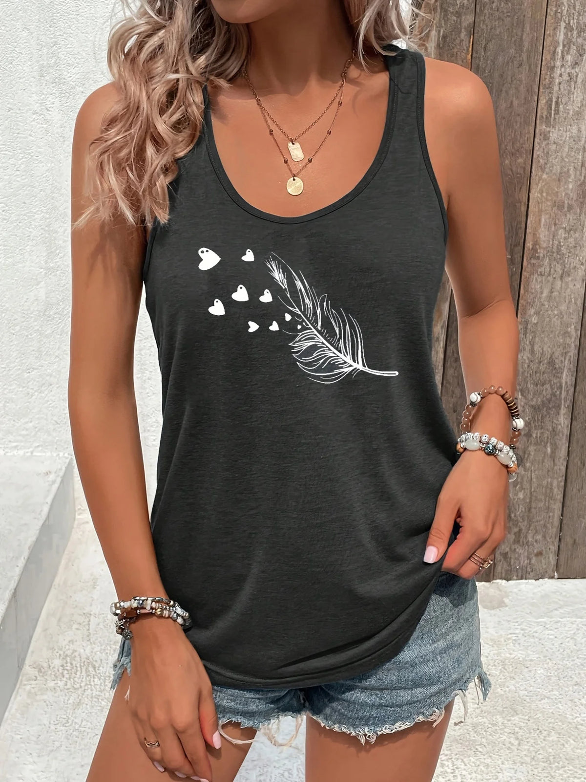 Women's Printed Polyester Tank Top with Round Neck and Relaxed Sleeveless Cut