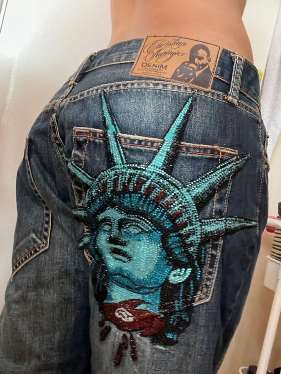 Women's Buddha Statue Graphic Back Denim Jeans For Everyday Outfits