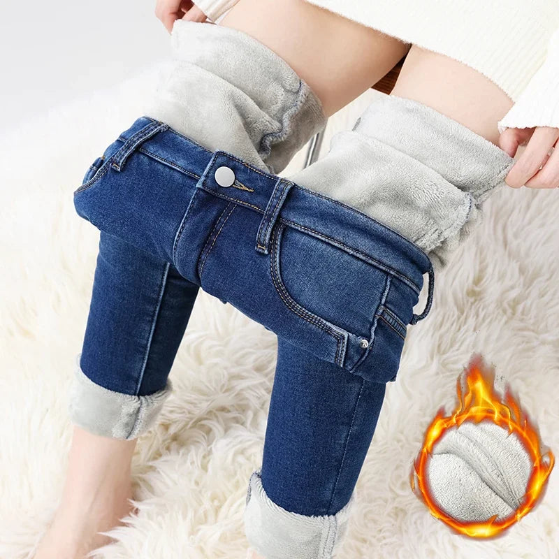 Women's Fleece Lined Skinny Leg Denim Jeans For Everyday Outfits