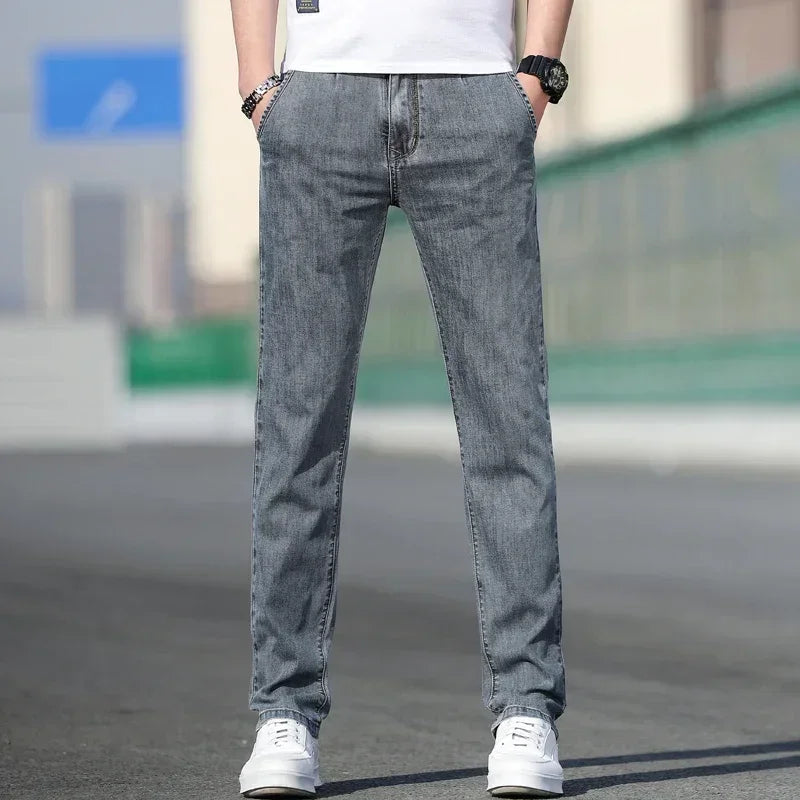 Men's Straight Leg Denim Jeans for Casual Everyday Wear