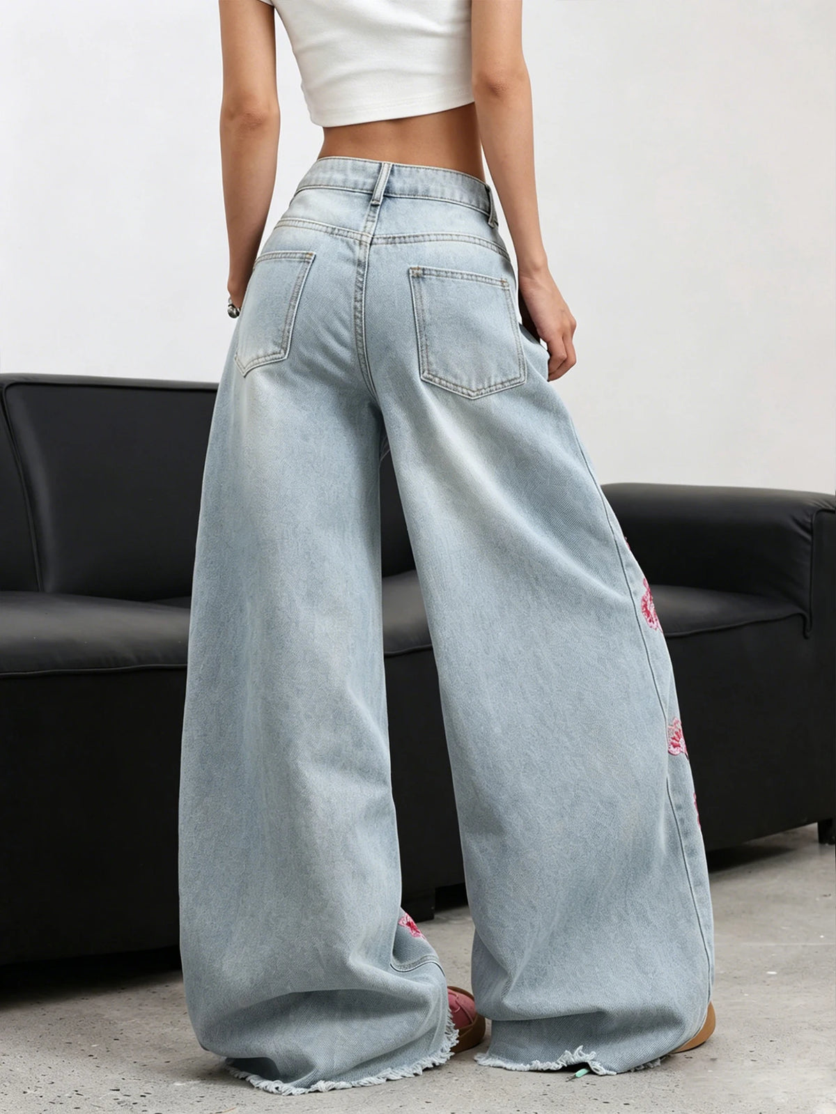 Women's Floral Embroidered Wide Leg Denim Jeans For Everyday Outfits