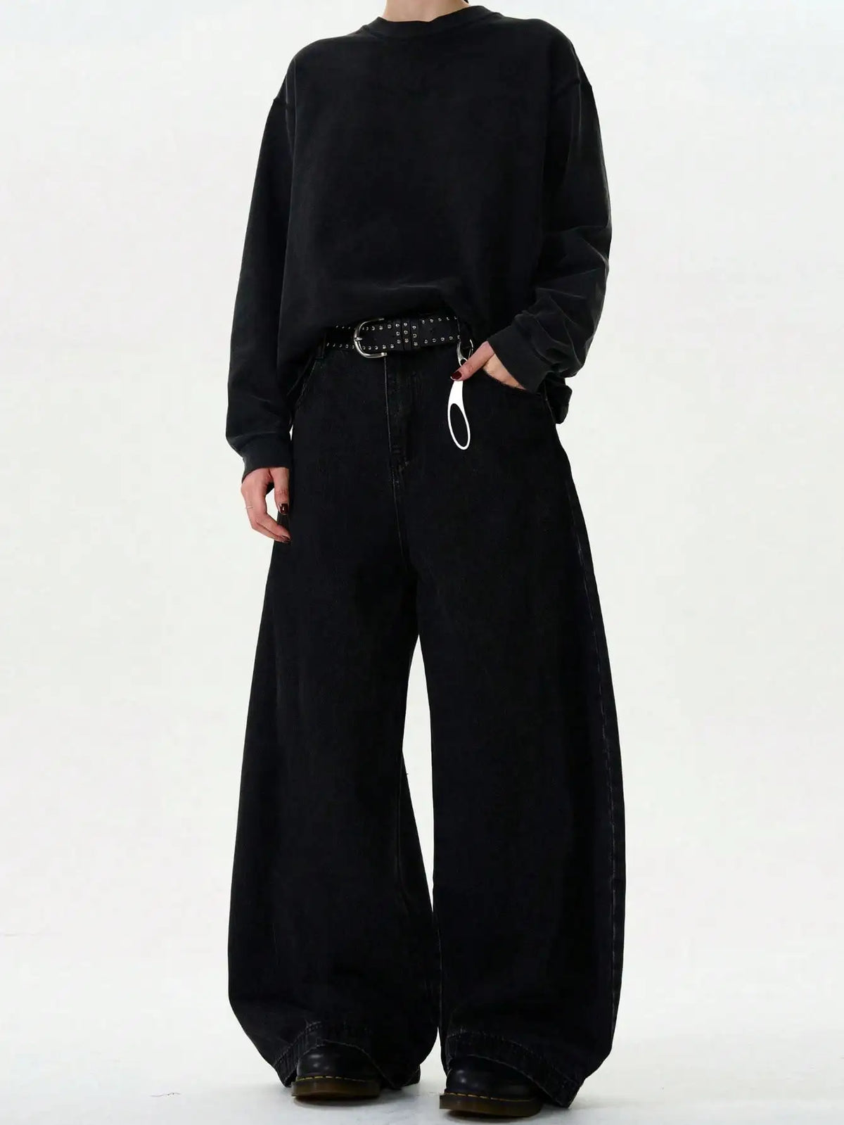 Men's Wide Leg Denim Jeans for Casual Everyday Wear