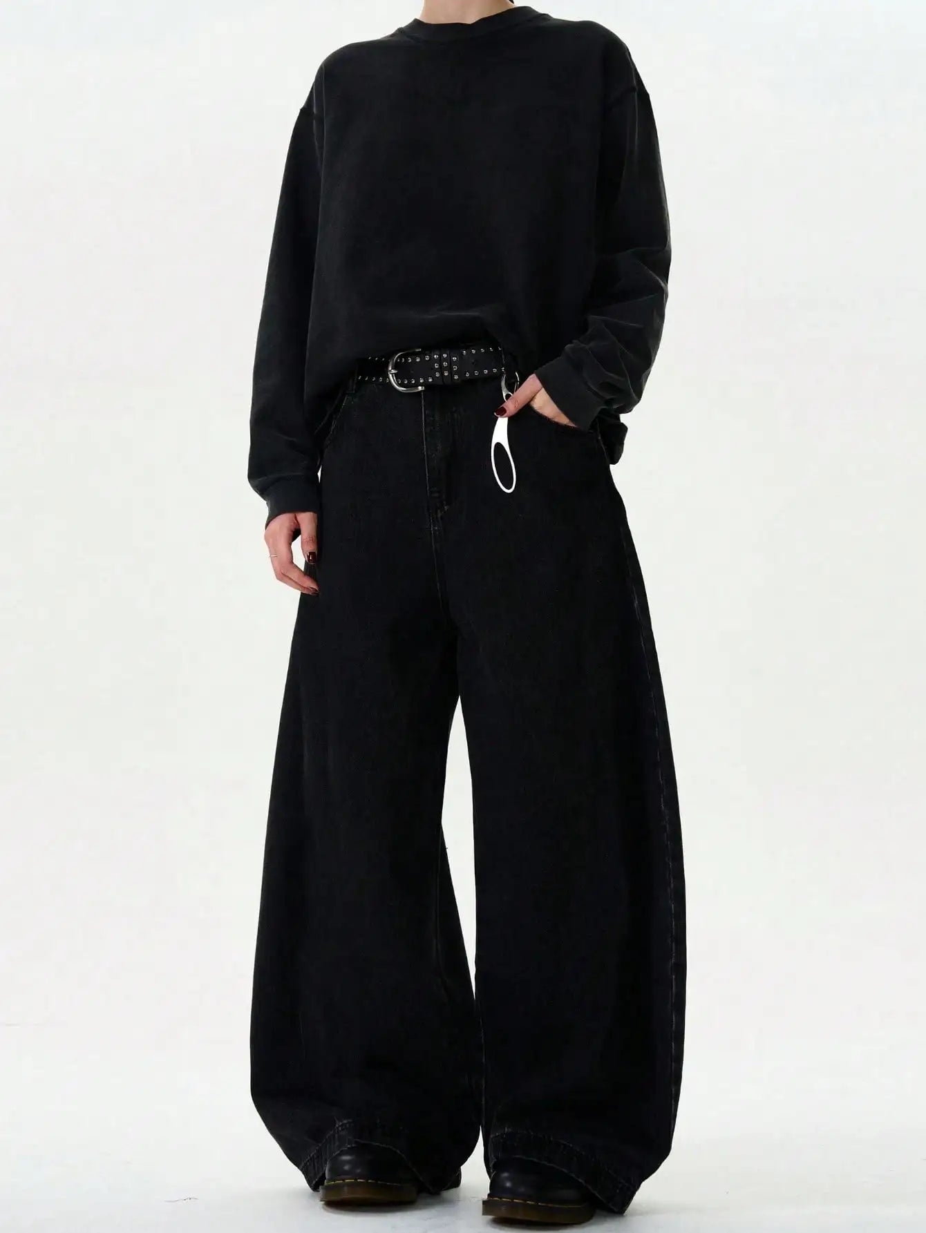 Men's Wide Leg Denim Jeans for Casual Everyday Wear