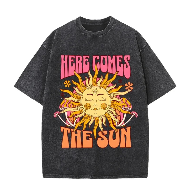 Vintage Black Here Comes The Sun T Shirt Retro Psychedelic Sun Acid Wash Tee