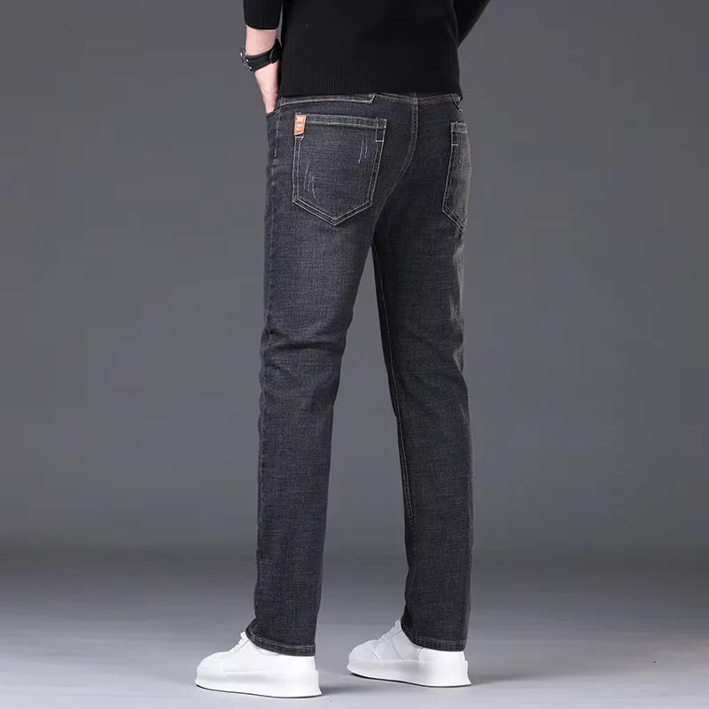Men's Straight Leg Denim Jeans for Casual Everyday Wear