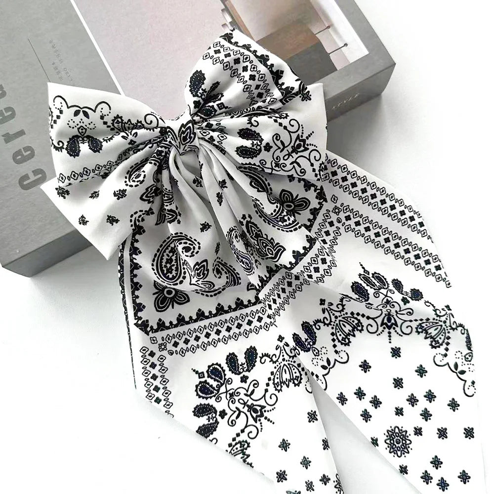 Decorative Paisley Bow Claw Hair Clip for Everyday Hair Styling