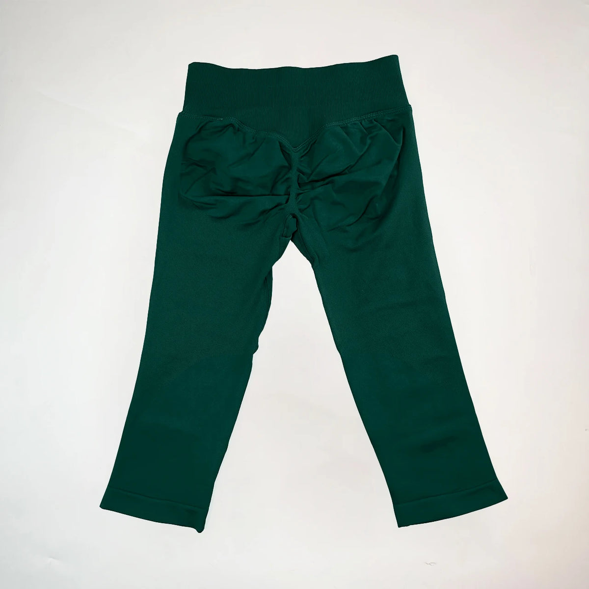 Women's Scrunch Capri Leggings For Workout Outfits And Layering
