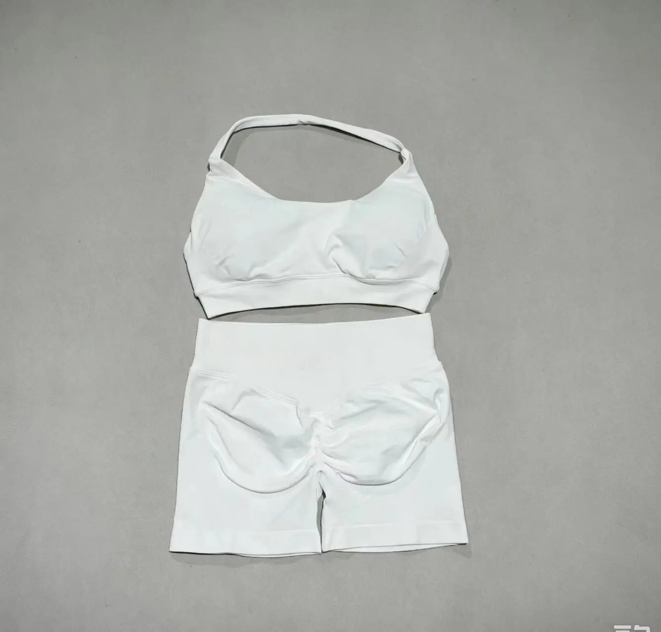 Women's Twist Halter Bra And Shorts Yoga Set