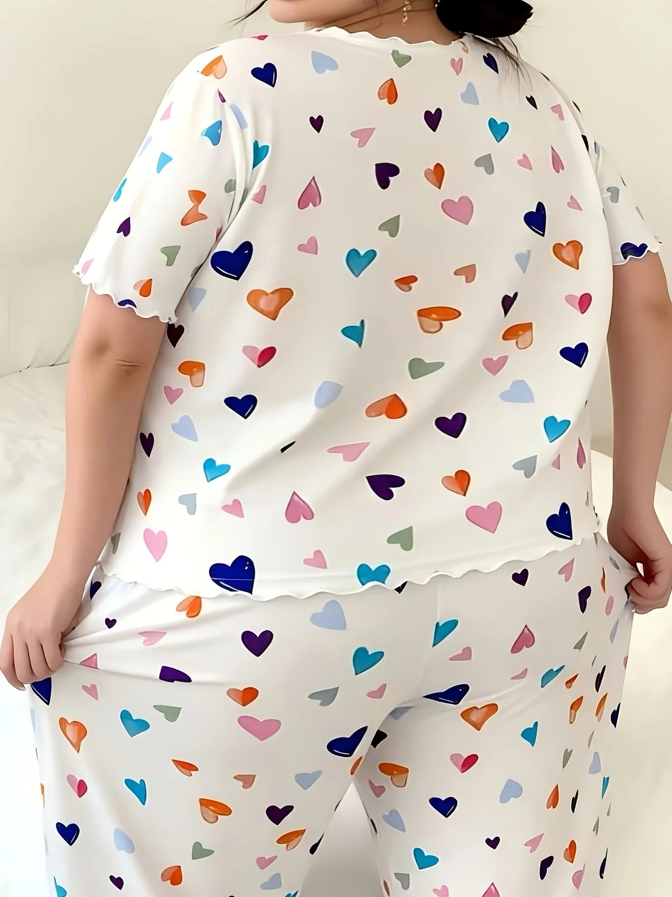 Women's Heart Print Short Sleeve Pajama Set with Top and Pants