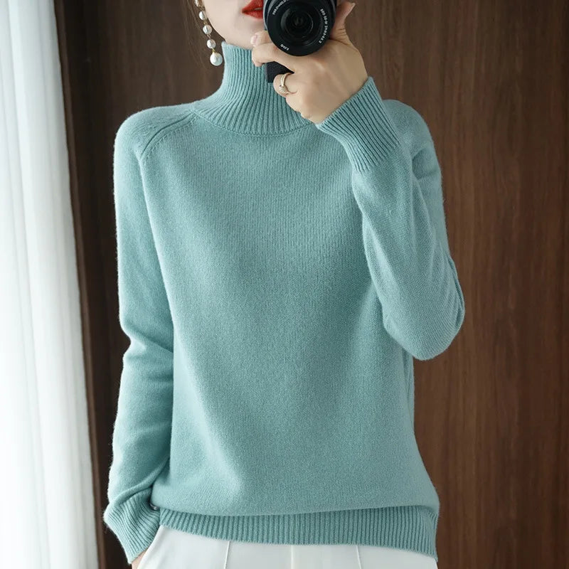 Women's Solid Turtleneck Long-Sleeve Knit Sweater