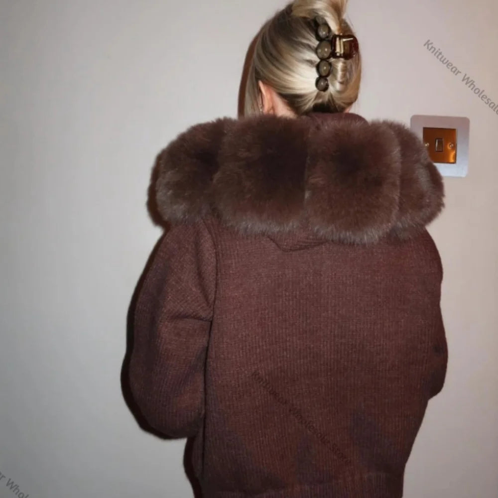 Women's Polyester Zip-Front Long-Sleeve Knit Jacket with Fox-Fur Collar for Winter Outfits