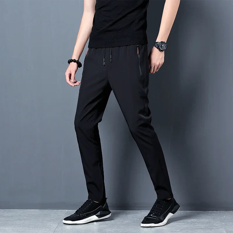 Men's Lightweight Straight-Leg Pants with Elastic Waist for Everyday Wear