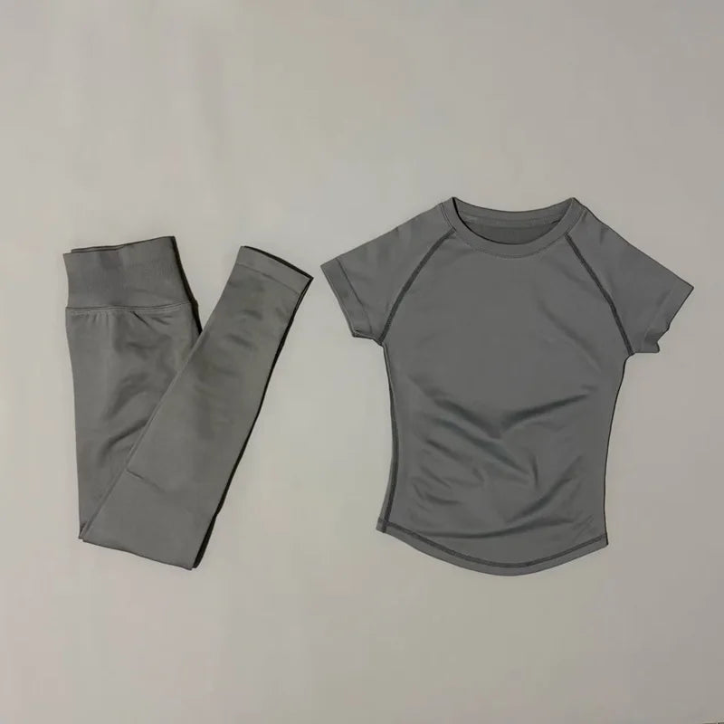 Women's Tee And Leggings Yoga Set For Workout Outfits