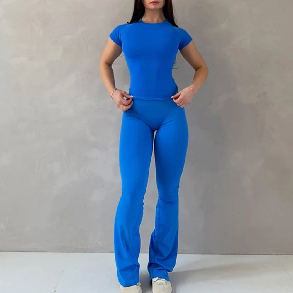 Women's Tee And Flared Bottoms Yoga Set For Workout Outfits