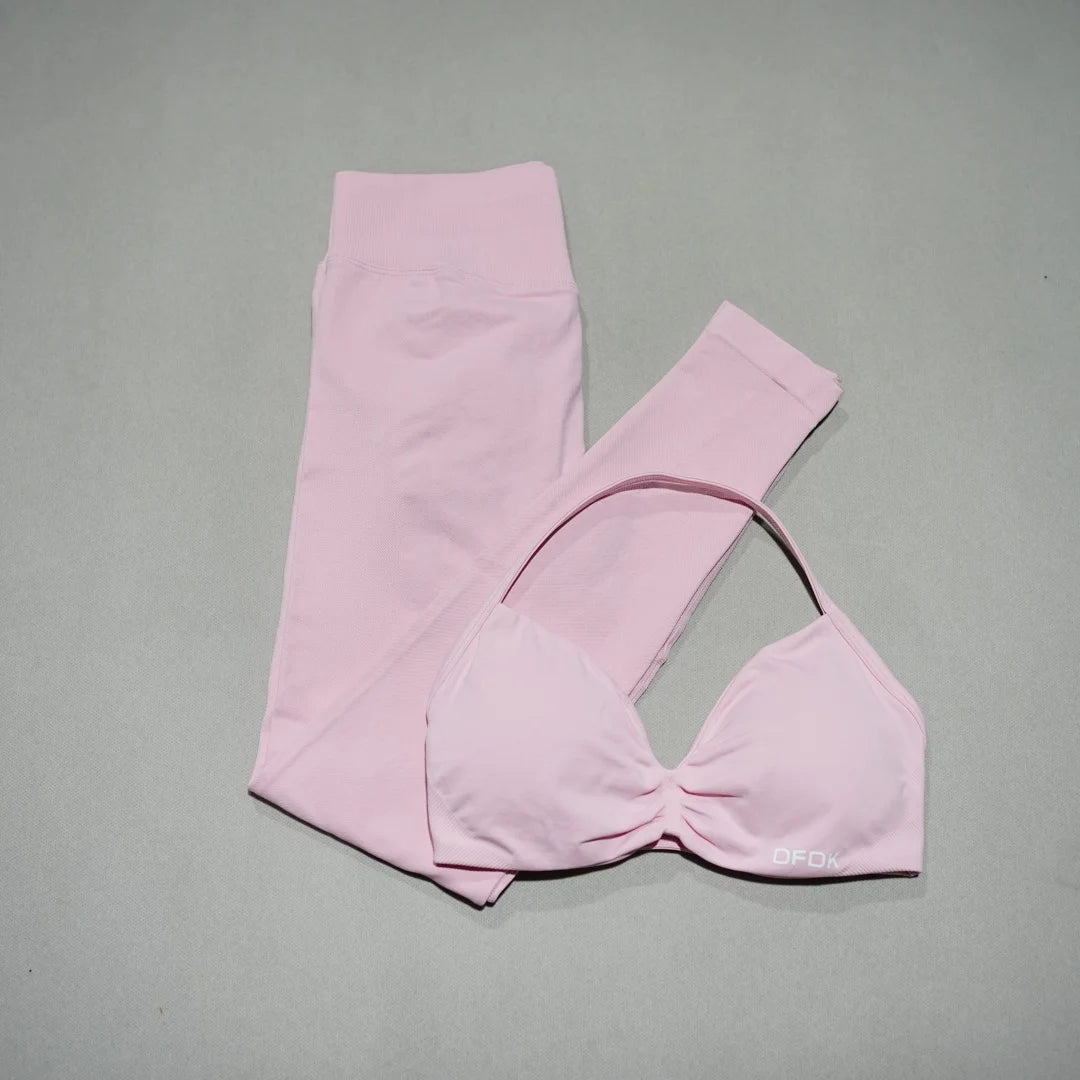 Women's Strappy Bra And Bottoms Yoga Set For Workout Outfits