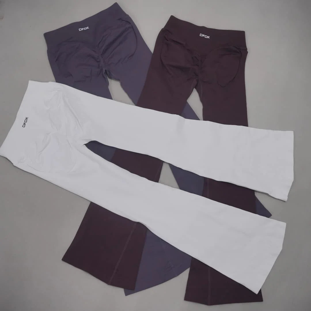Women's Scrunch Flared Leggings For Workout Outfits And Layering