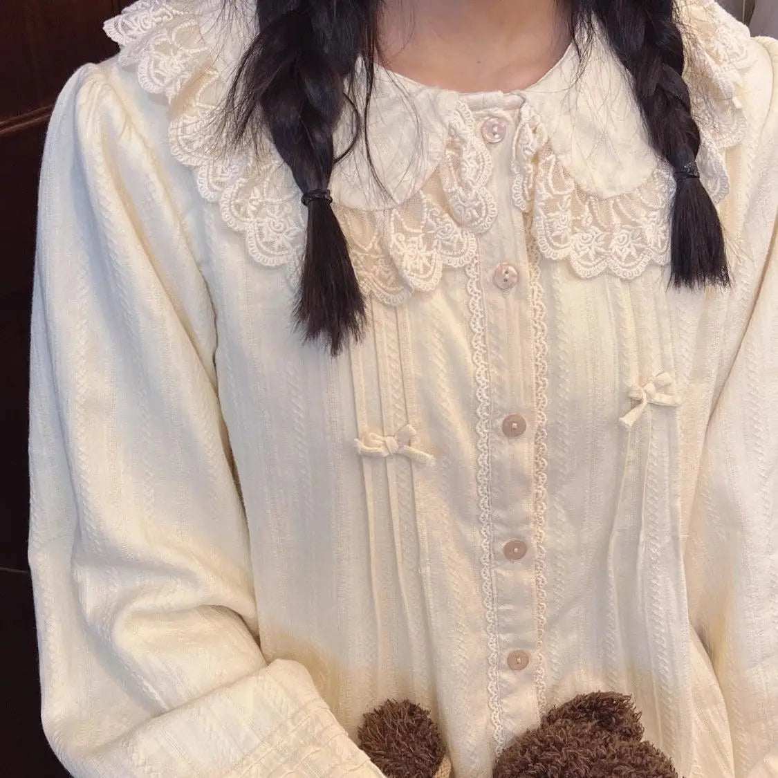 Women's Peter Pan Collar Ruffled Long Sleeve Blouse