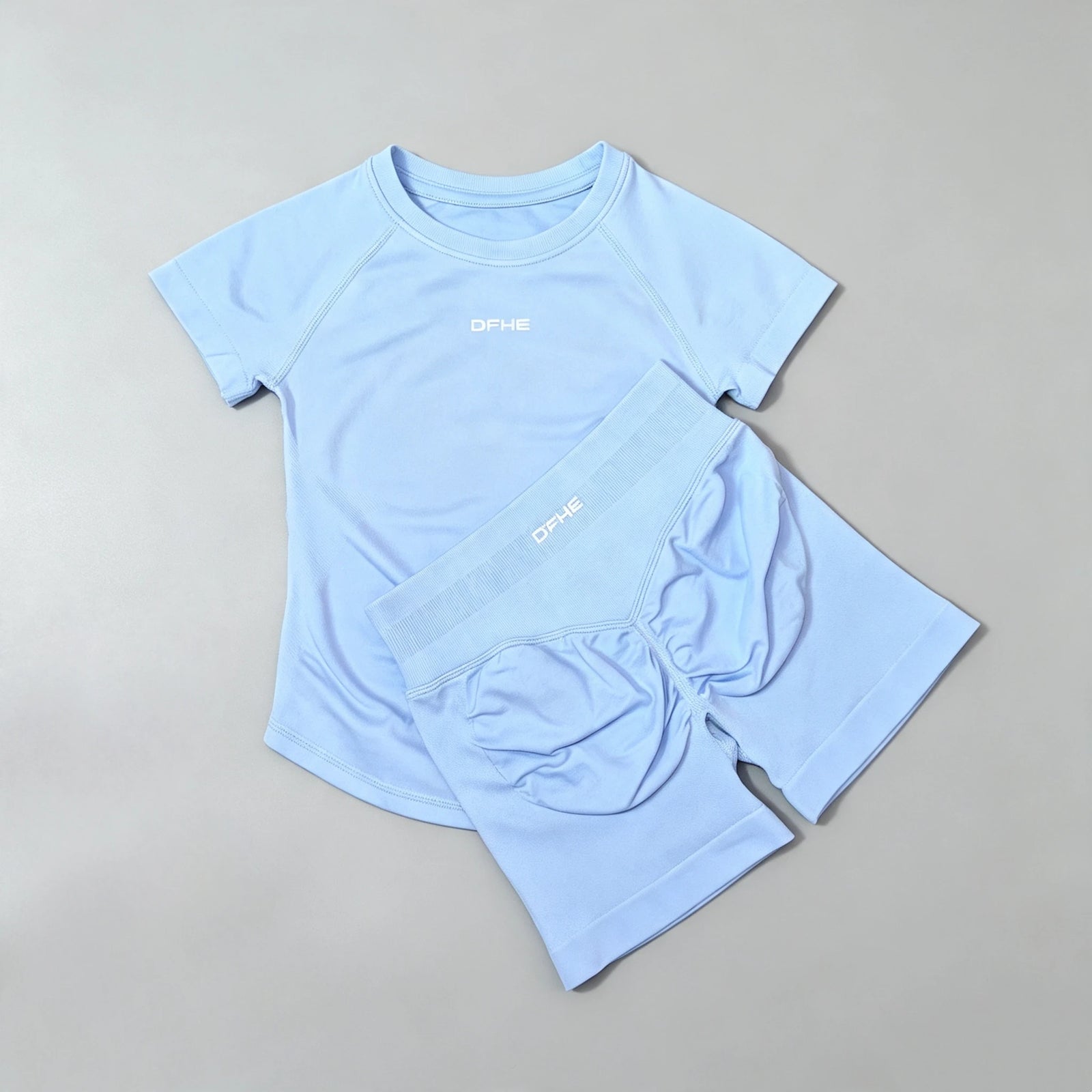 Women's Tee And Shorts Yoga Set For Workout Outfits