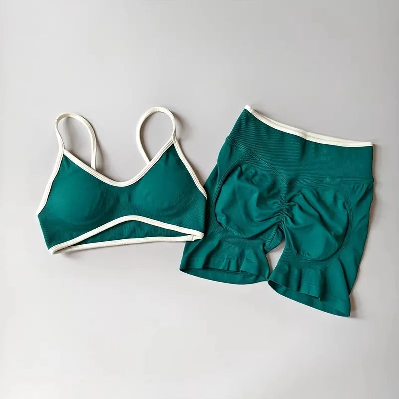 Women's Contrast Trim Bra And Shorts Yoga Set
