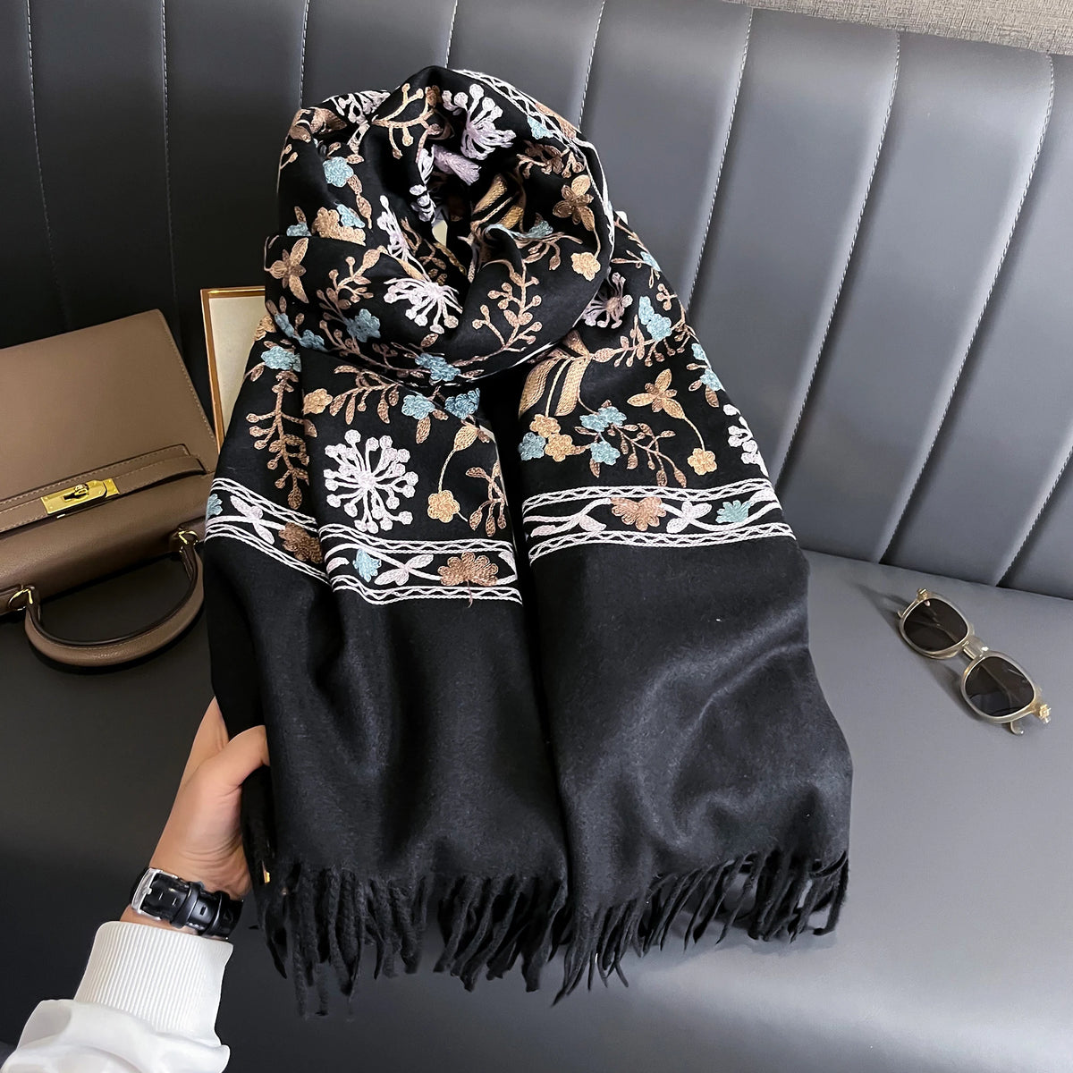 Patterned Fringed Scarf with Decorative Floral Embroidery Design