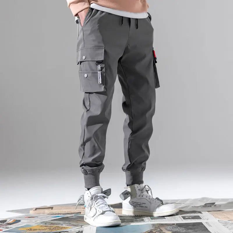 Men's Relaxed Multi-Pocket Cargo Pants