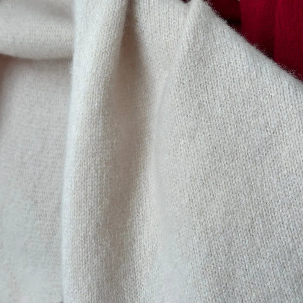 Solid Knitted Triangle Scarf with Tieable Pointed Corners