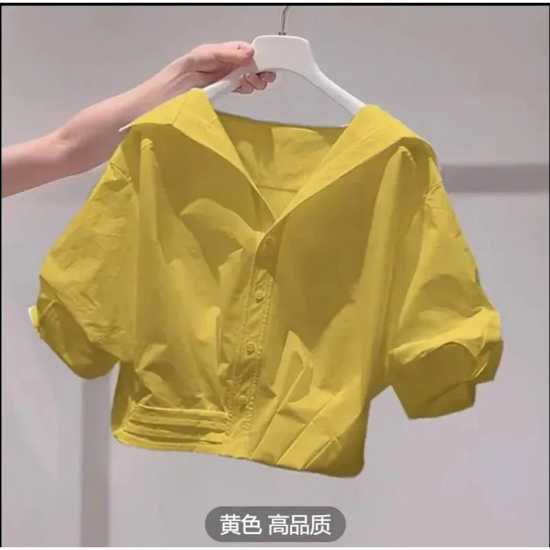 Women's Cropped Round Neck Puff Sleeve Button Front Shirt