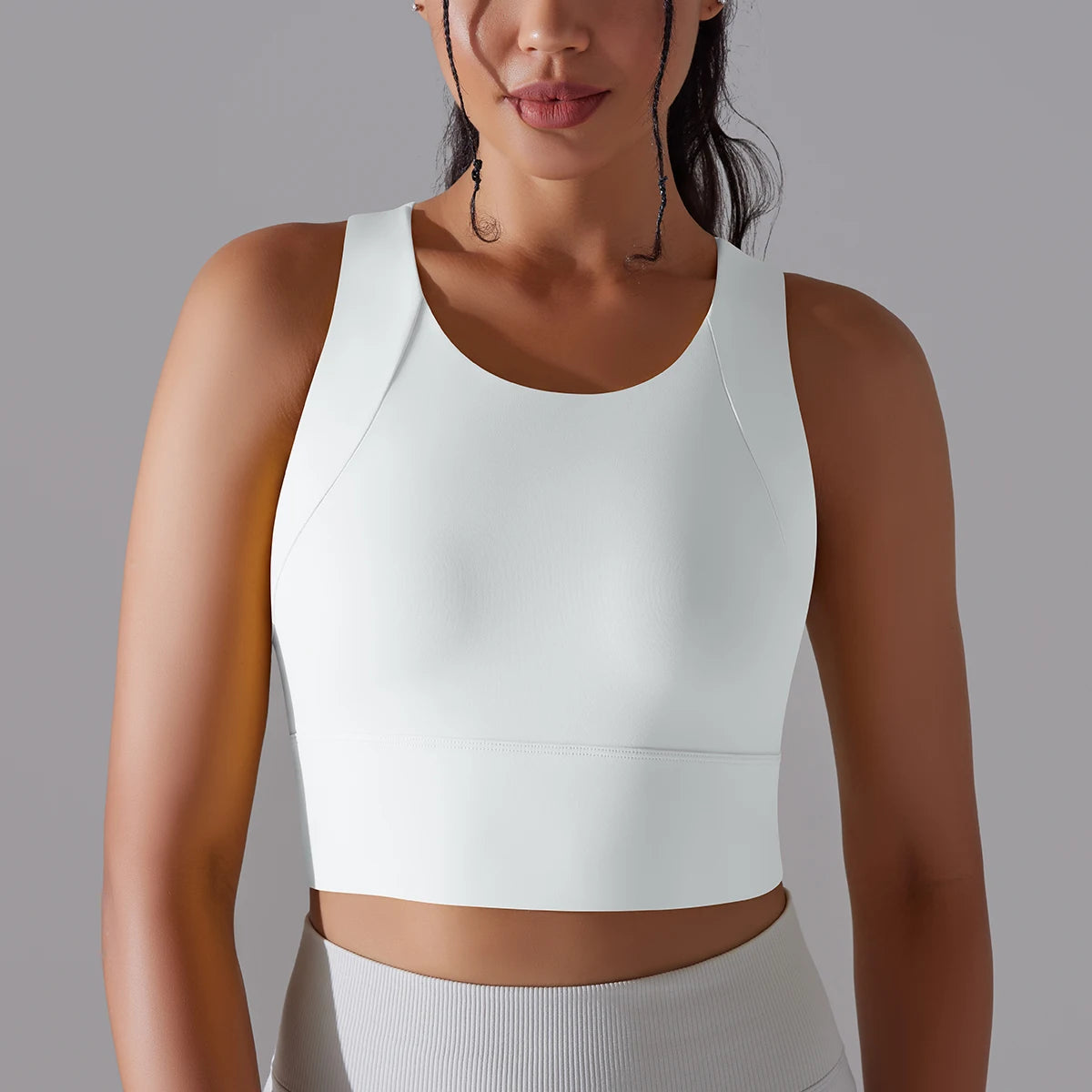 Women's Solid Nylon Blend Sports Bra with a Fitted Stretch Silhouette