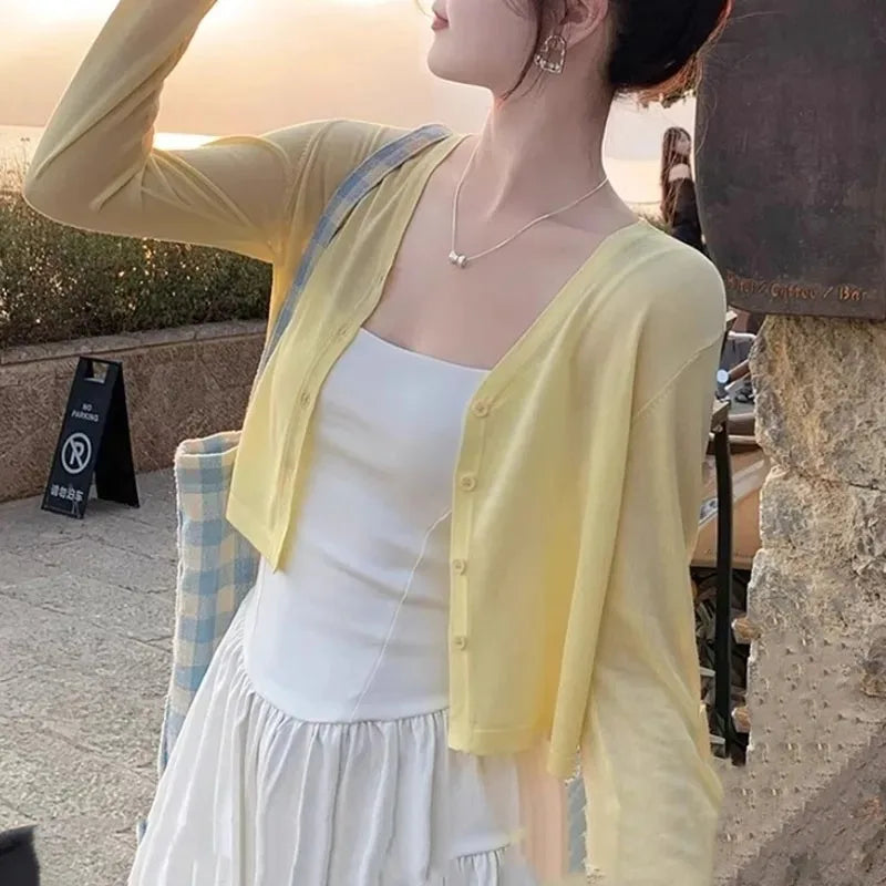 Women's Polyester Long-Sleeve V-Neck Button-Front Knit Cardigan for Casual Everyday Layered Outfits