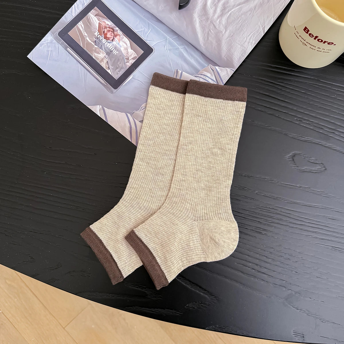 Sheer Ankle Socks with Contrasting Cuff and Open Toe