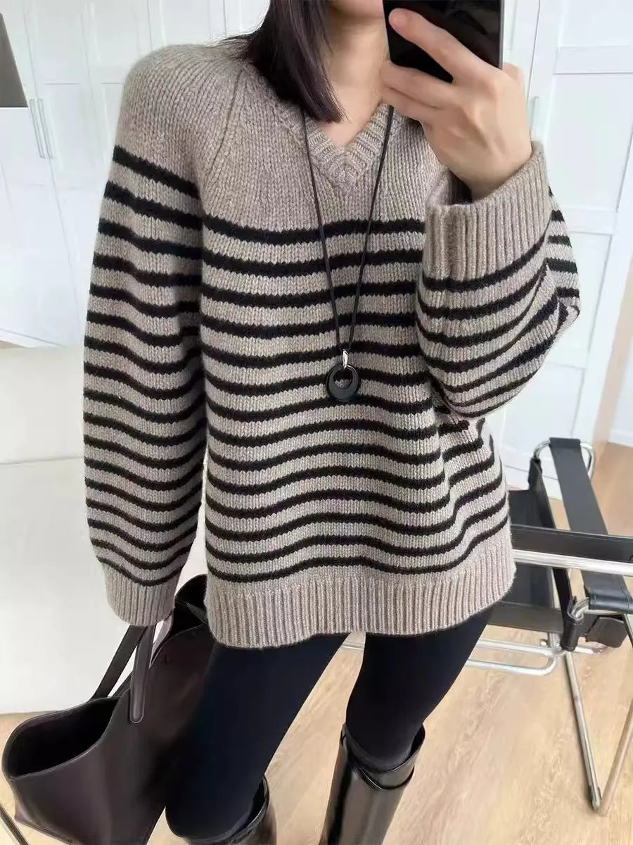 High-end V-neck striped 100% wool knitted sweater loose pullover sweater women wool base layer