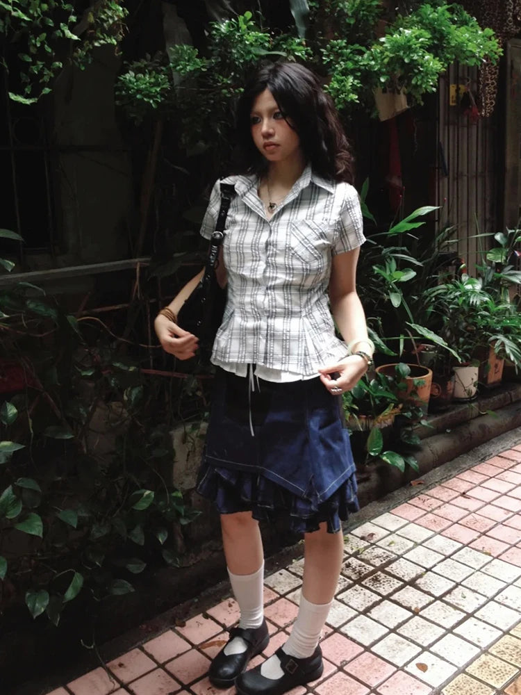 Women's Fitted Checked Short Sleeve Button Front Shirt