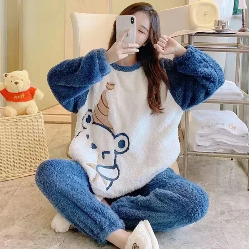 Women's Bear Print Long Sleeve Pajama Set with Top and Pants