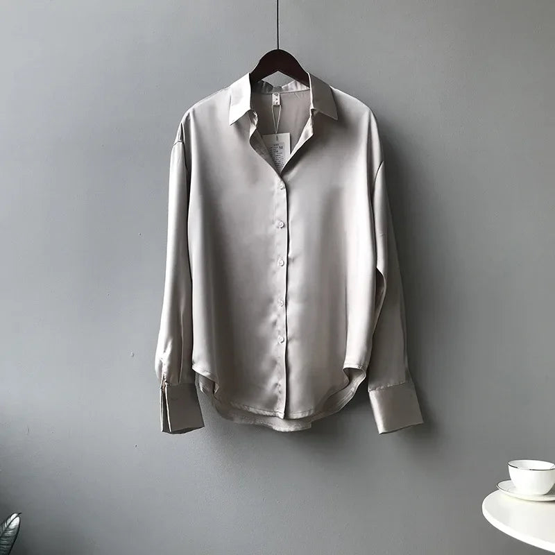 Women's Collared Long Sleeve Shirt