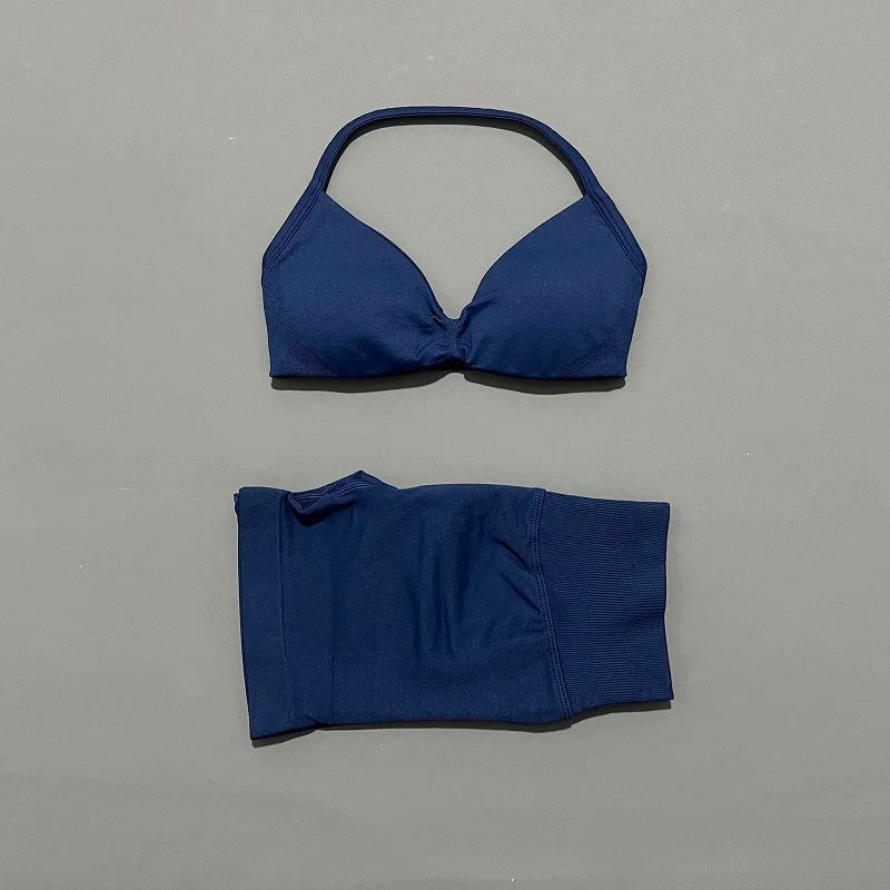 Women's Twist Front Bra And Shorts Yoga Set