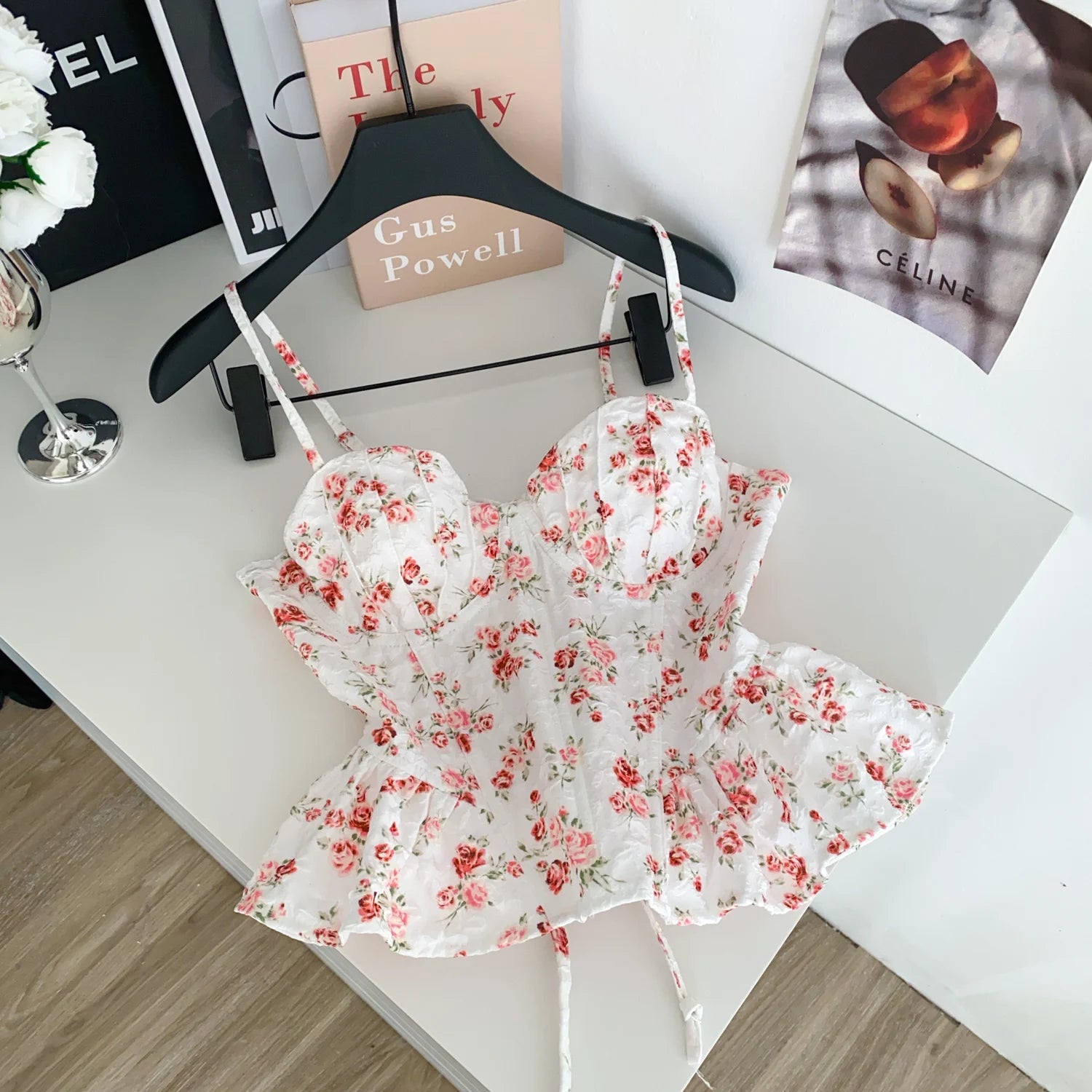 Women's Floral Print Crop Top with Ruffle Details and Cropped Length
