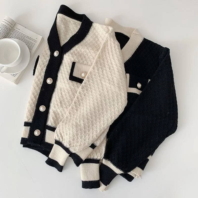 Women's Contrast Trim Button Front Cardigan Casual Knit Layer