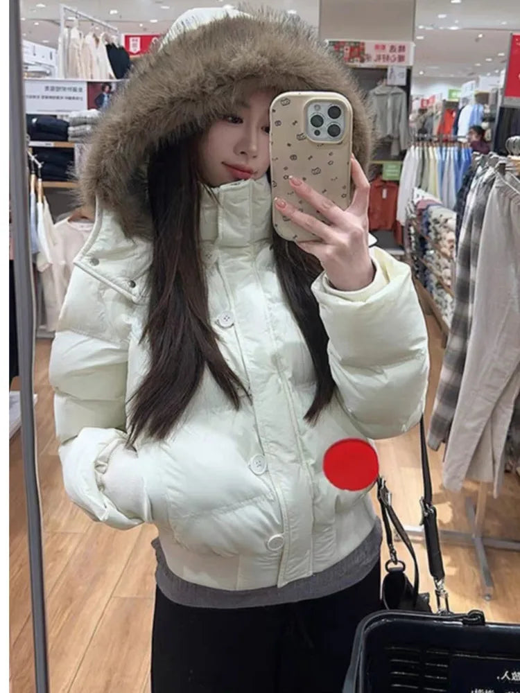 Women's Quilted Hooded Cropped Jacket for Layered Outfits
