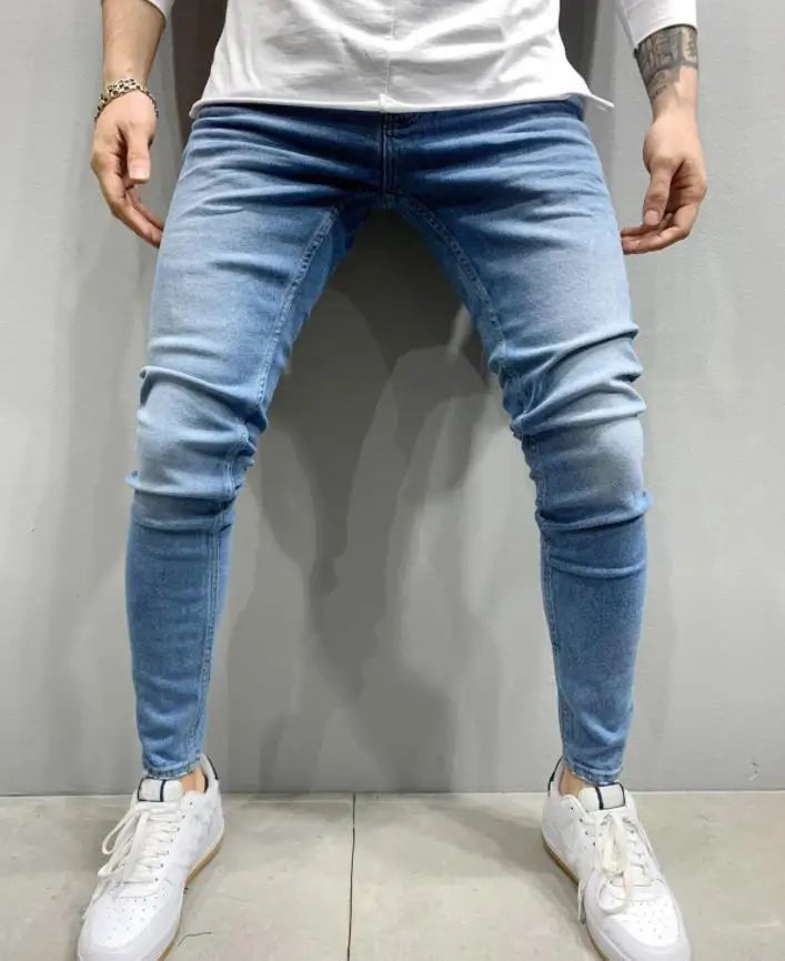 Men's Straight Leg Denim Jeans for Casual Everyday Wear