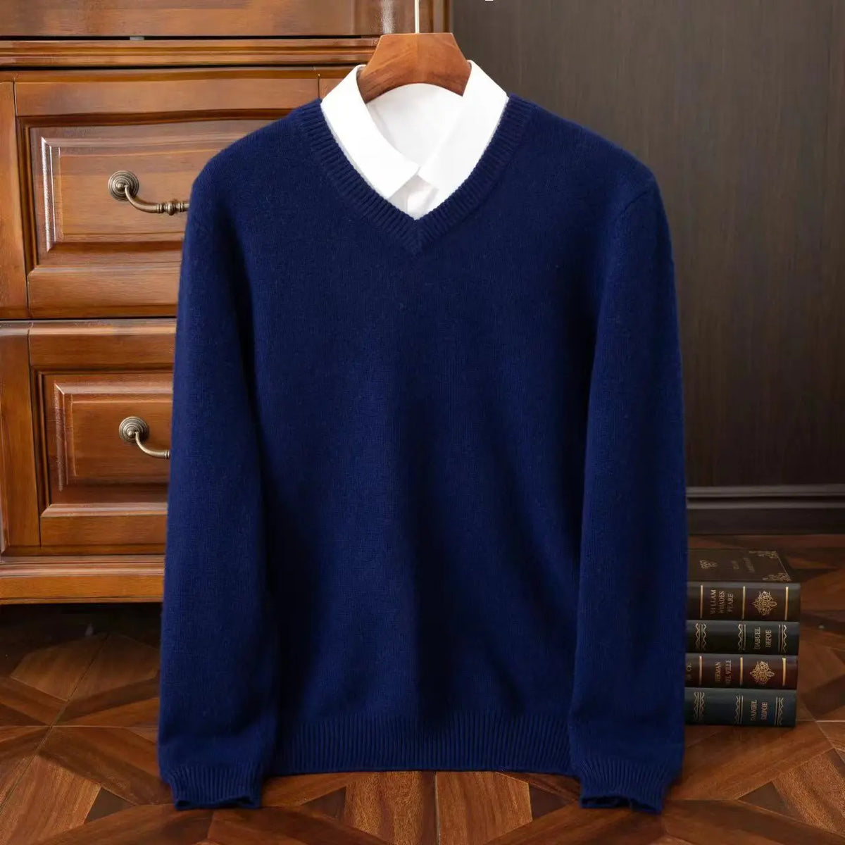 Men's Wool V-Neck Long-Sleeve Knit Pullover Sweater
