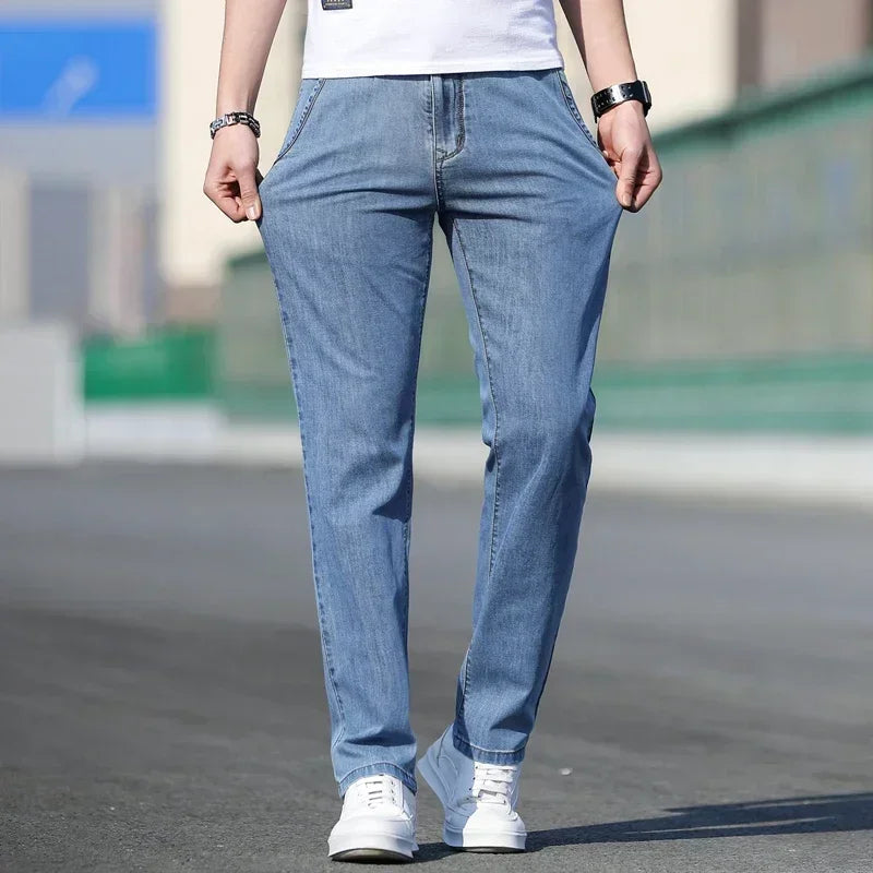 Men's Straight Leg Denim Jeans for Casual Everyday Wear