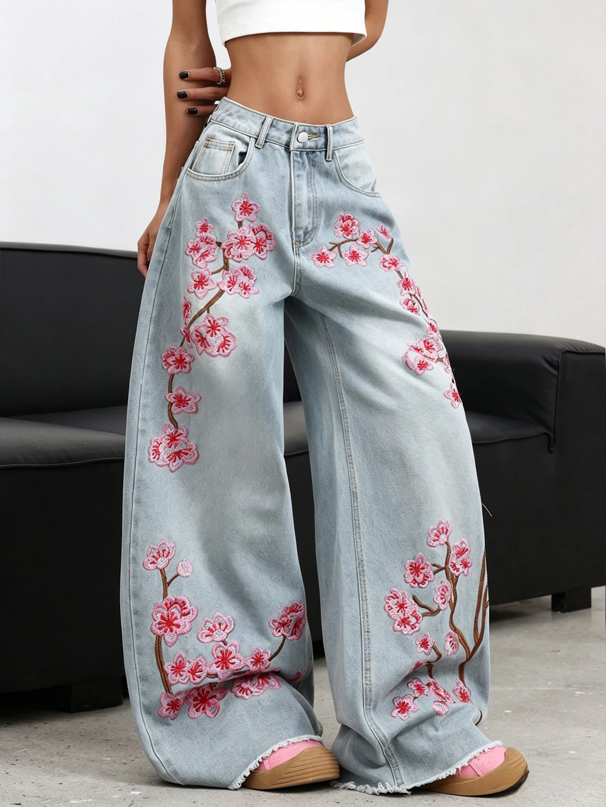 Women's Floral Embroidered Wide Leg Denim Jeans For Everyday Outfits