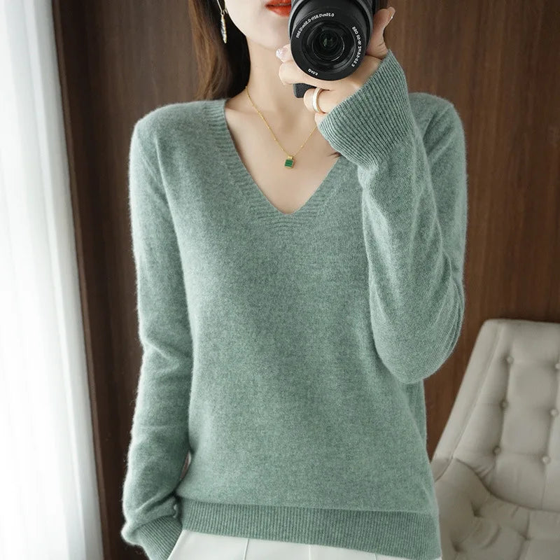 Women's V Neck Long Sleeve Sweater Casual Knit Layer
