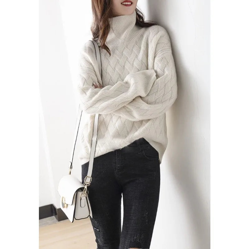 Women's Wool-Polyester Solid Long-Sleeve Turtleneck Loose Knit Pullover Sweater for Winter Outfits