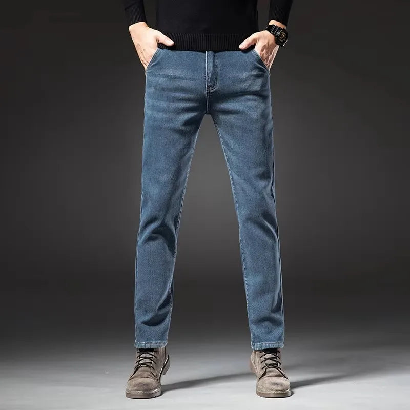 Men's Straight Leg Denim Jeans for Casual Everyday Wear